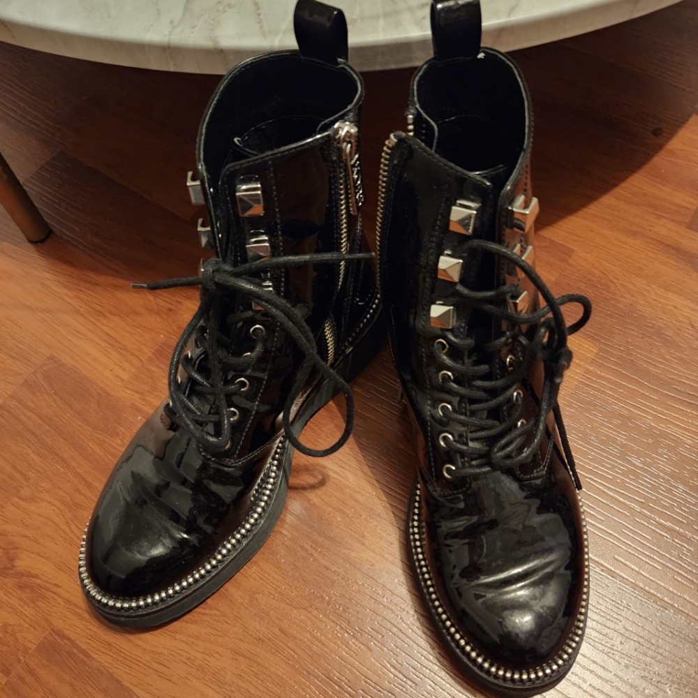 Michael kors boots